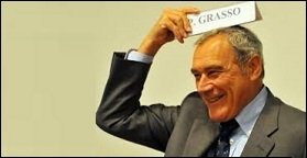 Le baggianate femministe di Pietro Grasso