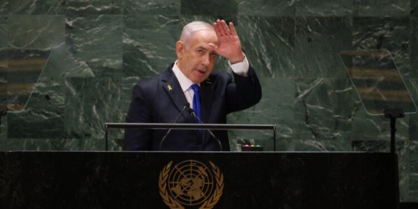 Il mandato d'arresto a Netanyahu è anche un'accusa alla politica e alla complicità degli Stati Uniti